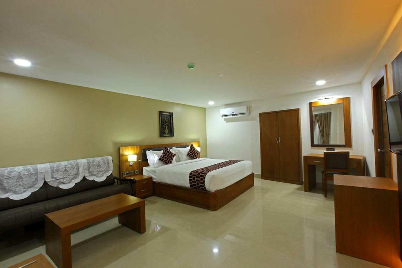 Hotel Rohini International Kallār Exteriér fotografie