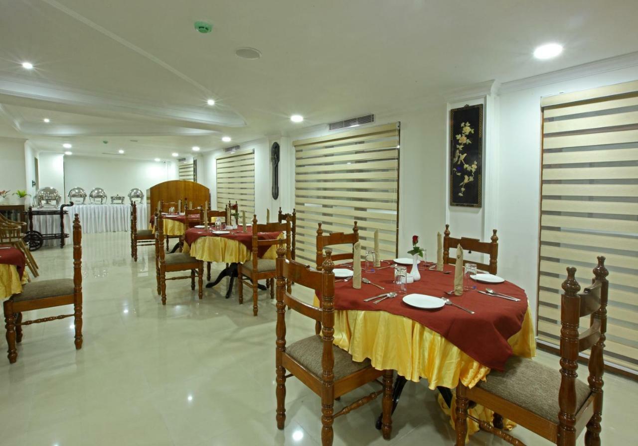Hotel Rohini International Kallār Exteriér fotografie
